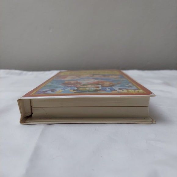 Christmas In Cartoontown VHS Tape Vintage 1991 Clamshell Cinderella Snow White - Picture 6 of 7